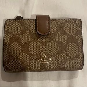 Signature print Coach wallet